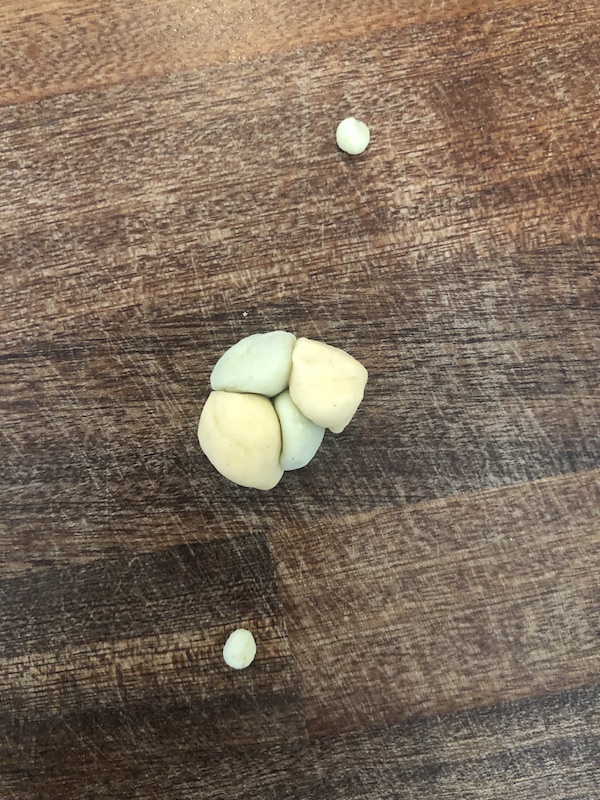 Playdough helium atom